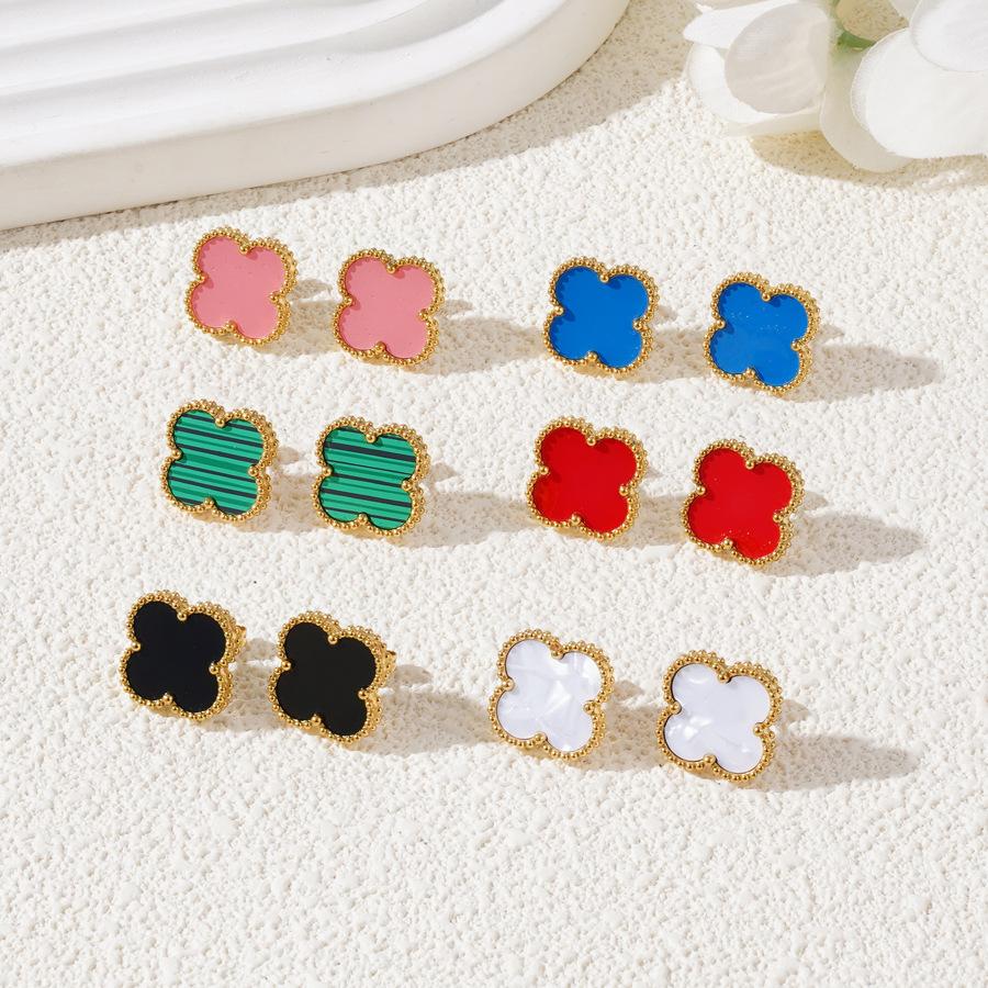 15 мм титановые стальные серьги с четырьмя листами клевера 18 карат не выцветают сотни пожилых женщин-сережек с чувством удачи