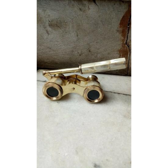 Винтажные латунные оперные очки с перламутром и латунной фурнитурой на ручке, Франция