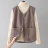 Women's Fleece Vest Button Down Sleeveless Jacket with Pockets Casual Oversized Fuzzy Vest Fall Winter Outerwear