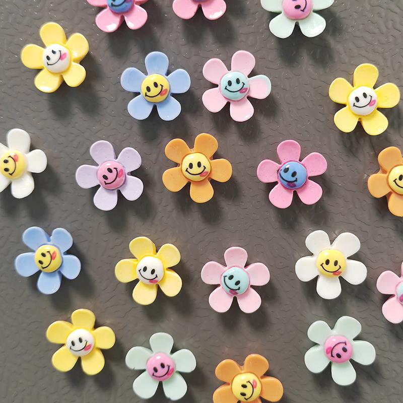 10 шт. разноцветные магниты на холодильник с изображением улыбающегося лица и цветов, симпатичные декоративные наклейки для дома, держатели для заметок