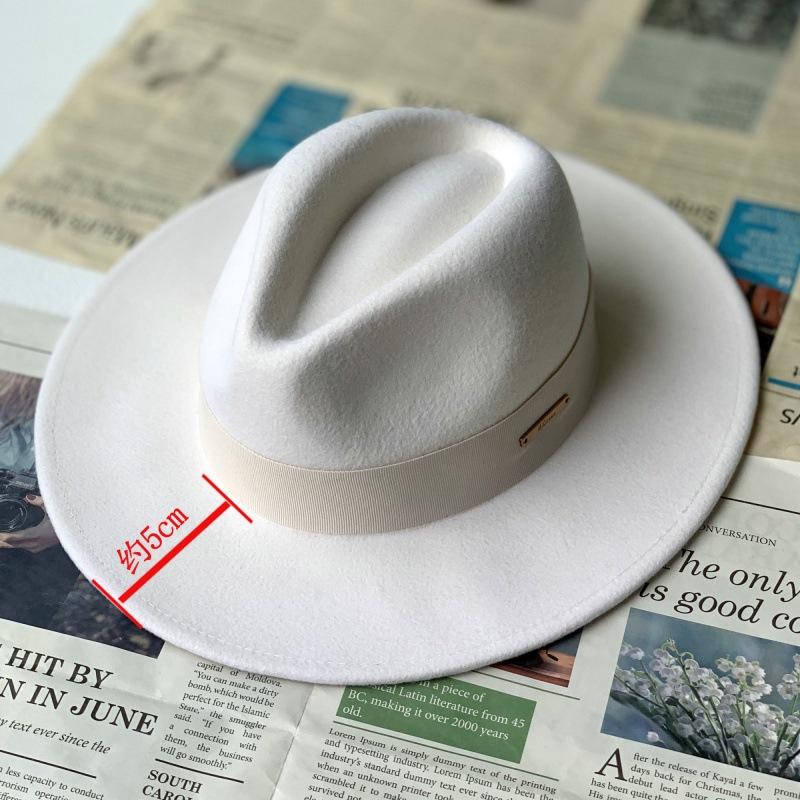 Autumn and winter woolen hat French new versatile fashion elegant top hat showing the face small flat edge hat British jazz hat