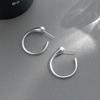 Матовые серьги в форме буквы С Матовая текстура Персонализированные модные простые серьги Линии Полукруглые серьги