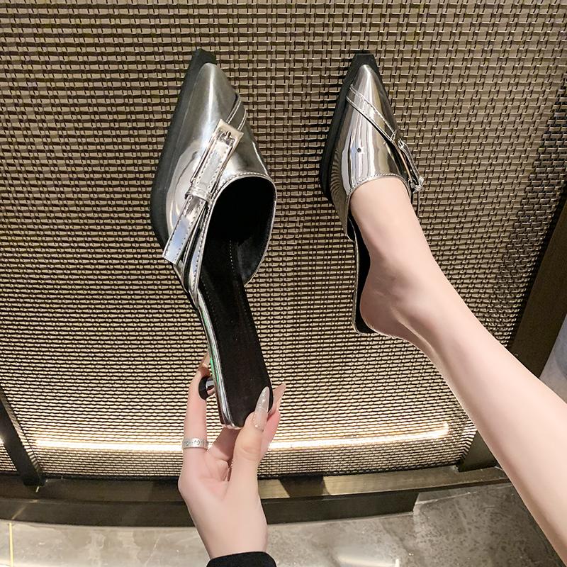 Модные женские туфли-лодочки с заостренным ремнем и пряжкой на тонком каблуке в стиле феи 2024 года, модные босоножки из лакированной кожи на среднем каблуке