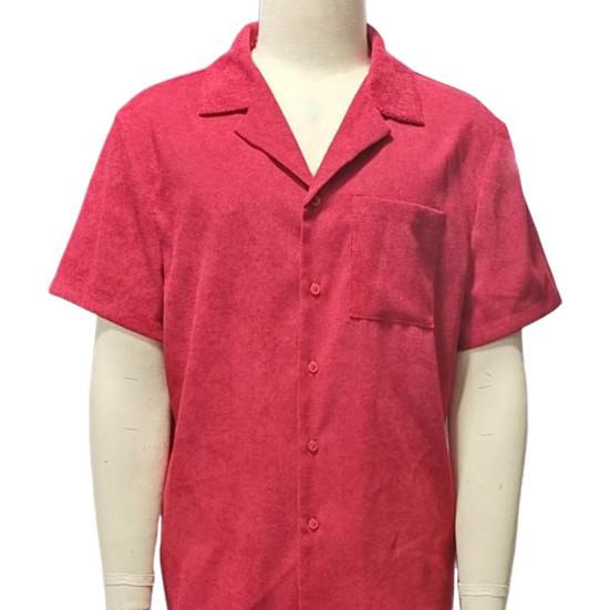 Комплект мужской одежды из 2 предметов: рубашка с лацканами, короткими рукавами и однобортной застежкой, брюки с эластичной талией, длинные, однотонные, свободного кроя, повседневный наряд