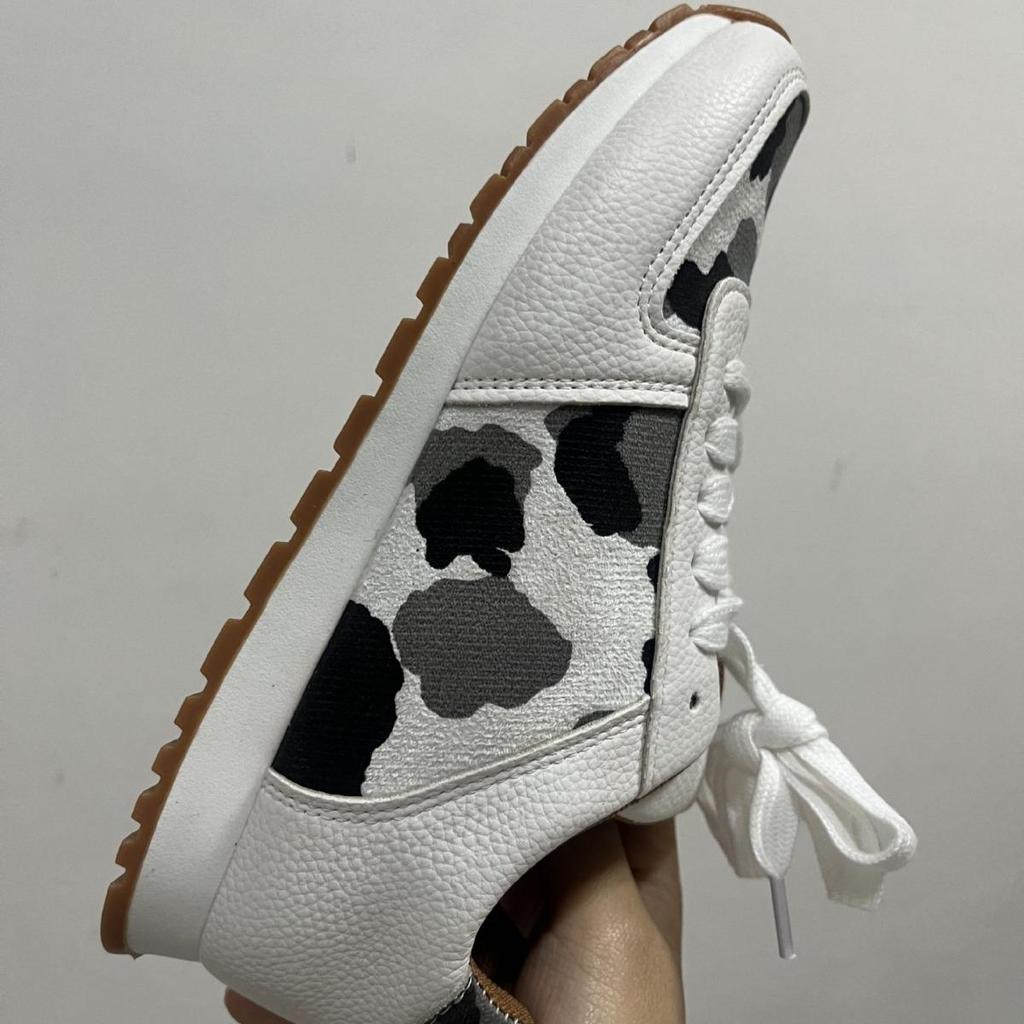 Женские спортивные туфли больших размеров с леопардовым узором, повседневные туфли на плоской подошве, кроссовки из искусственной кожи спереди, размеры 35-44