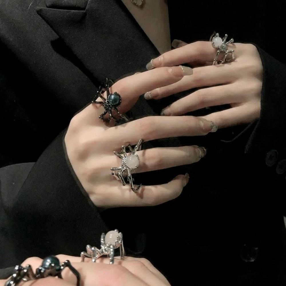 Black Color Open Ring Punk Finger Ring New Spider Ring Women Jewelry