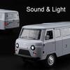 1:18 Масштаб Модель автомобиля УАЗ TRAVELER Игрушка Металлическая Литая Под Давлением Инерционная Звук Свет Универсал Фургон Модели Украшения Подарки