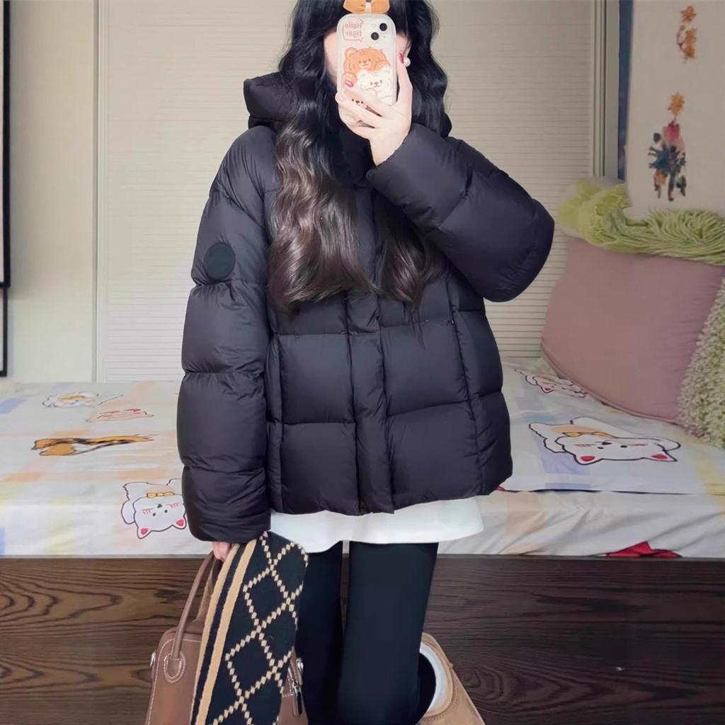 Anti-season down cotton-padded clothes for women's winter new models for small men, hooded and thickened short bread clothes, cotton-padded jackets.