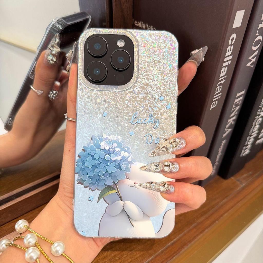Чехол для iphone 11 17 Pro 16 Plus 15 18 Pro Max 14 XR 12 Air 13 XS Max Серебристый Блеск Трескающийся Фон Кошка с Синим Букетом
