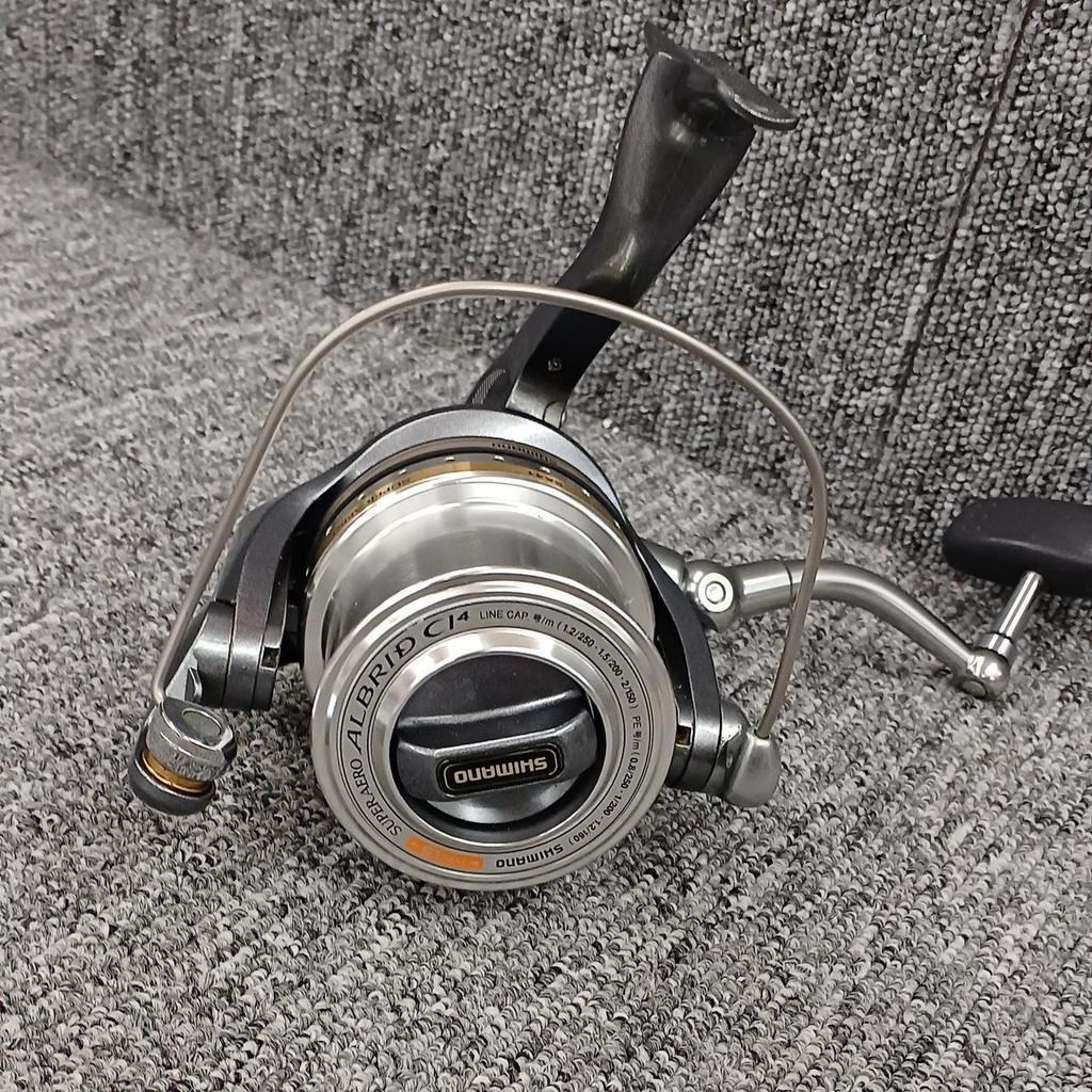 Used SHIMANO SUPERAERO spinning reel