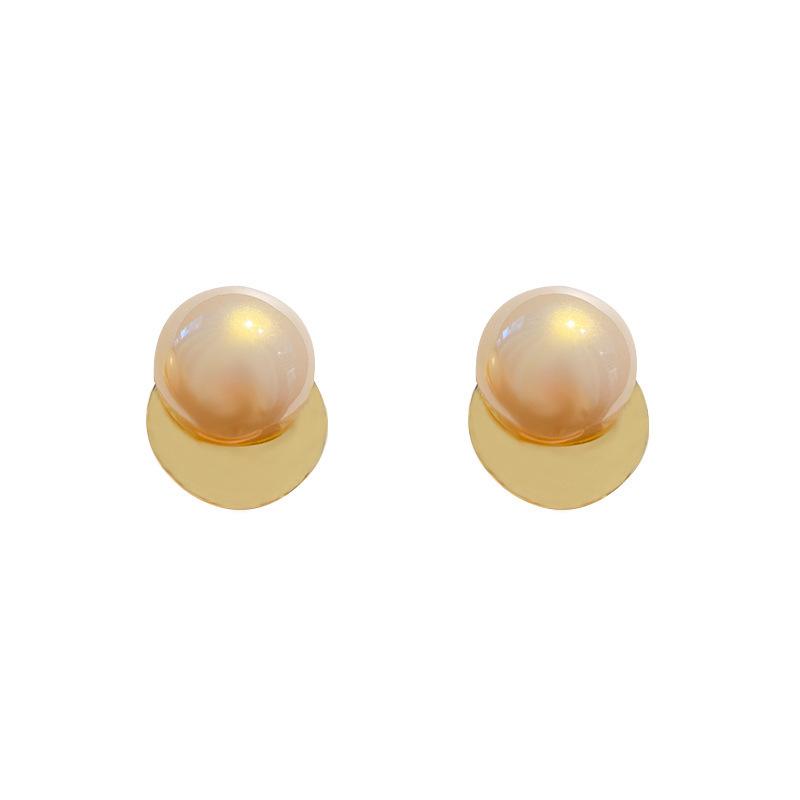 Elegant Imitation Pearl Stud Earrings – Luxury, Versatile Style for Women