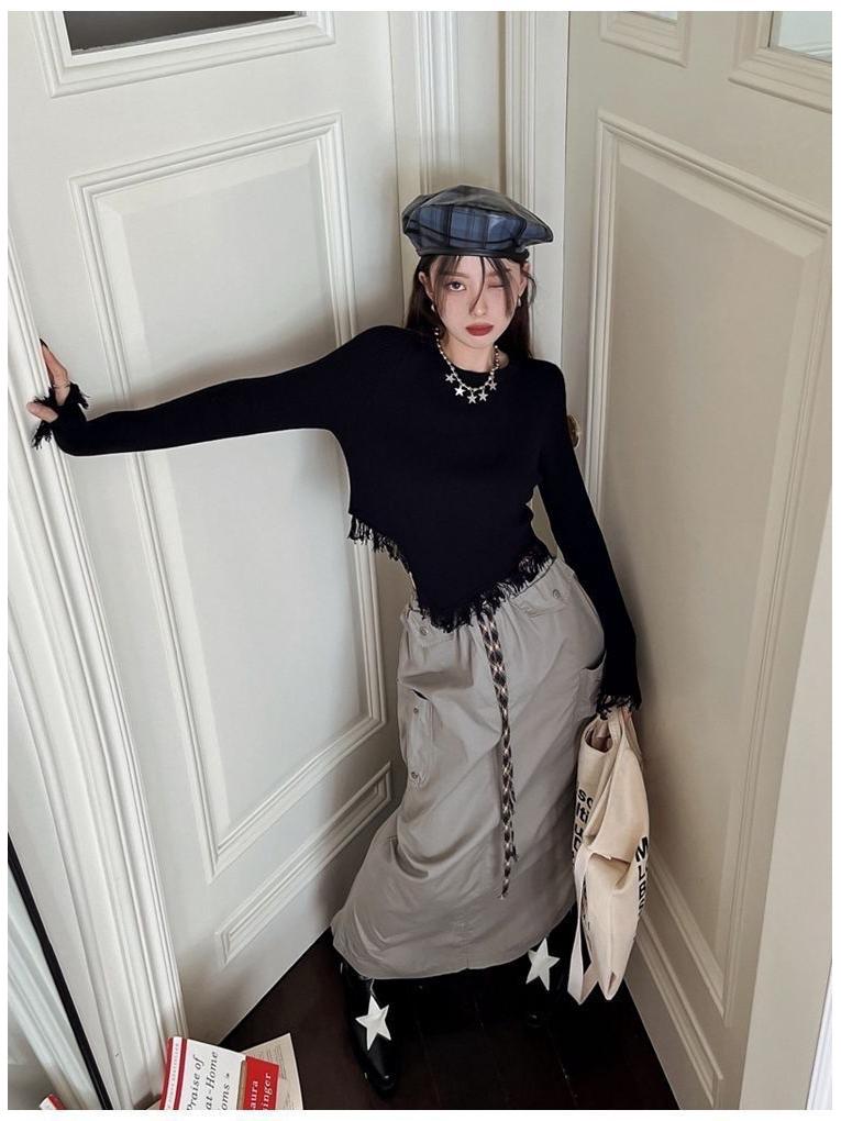 Женский топ с круглым вырезом и длинными рукавами, облегающий покрой, осенне-зимняя модель с кисточками