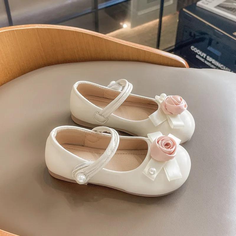 Модные новые туфли на плоской подошве для девочек, весенне-осенние шикарные детские кожаные туфли, милые элегантные туфли принцессы для детей на вечеринку, мягкая подошва