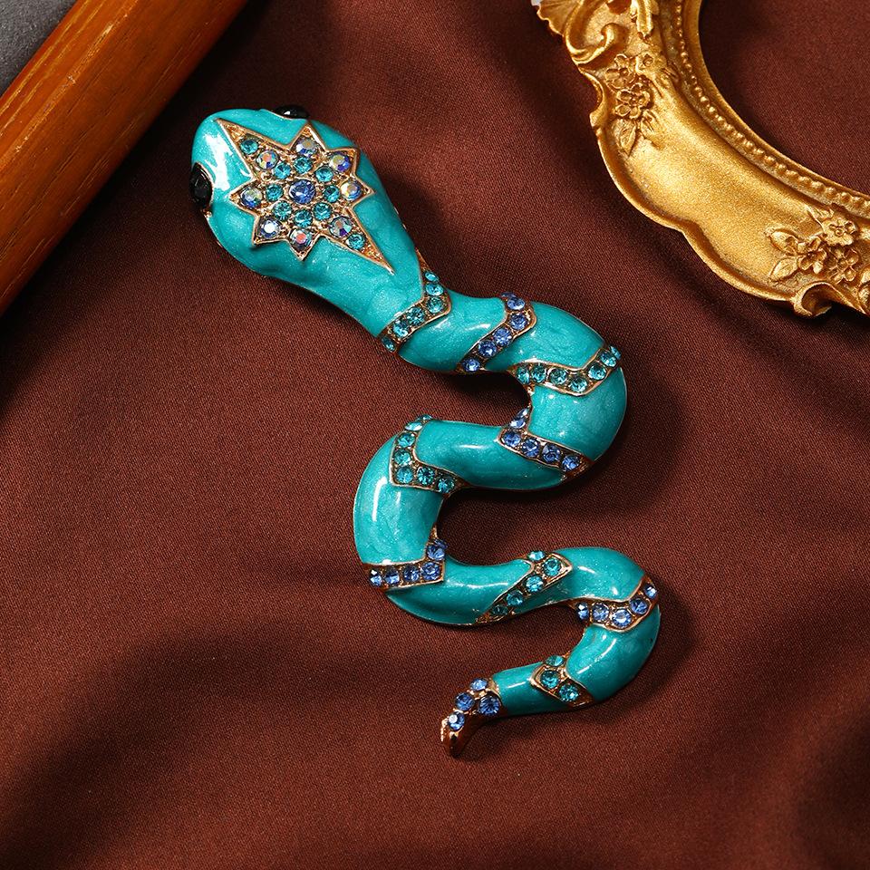 Брошь в форме змеи Брошь в виде змеи из сплава с каплями масла Брошь со стразами Аксессуары для пальто Цветок на груди