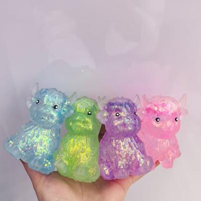 Игрушка для снятия стресса «Шотландская корова» Медленно поднимающаяся сжимаемая игрушка «Шотландский бык» Сжимаемый животный мячик-антистресс Подарок для любителей коров