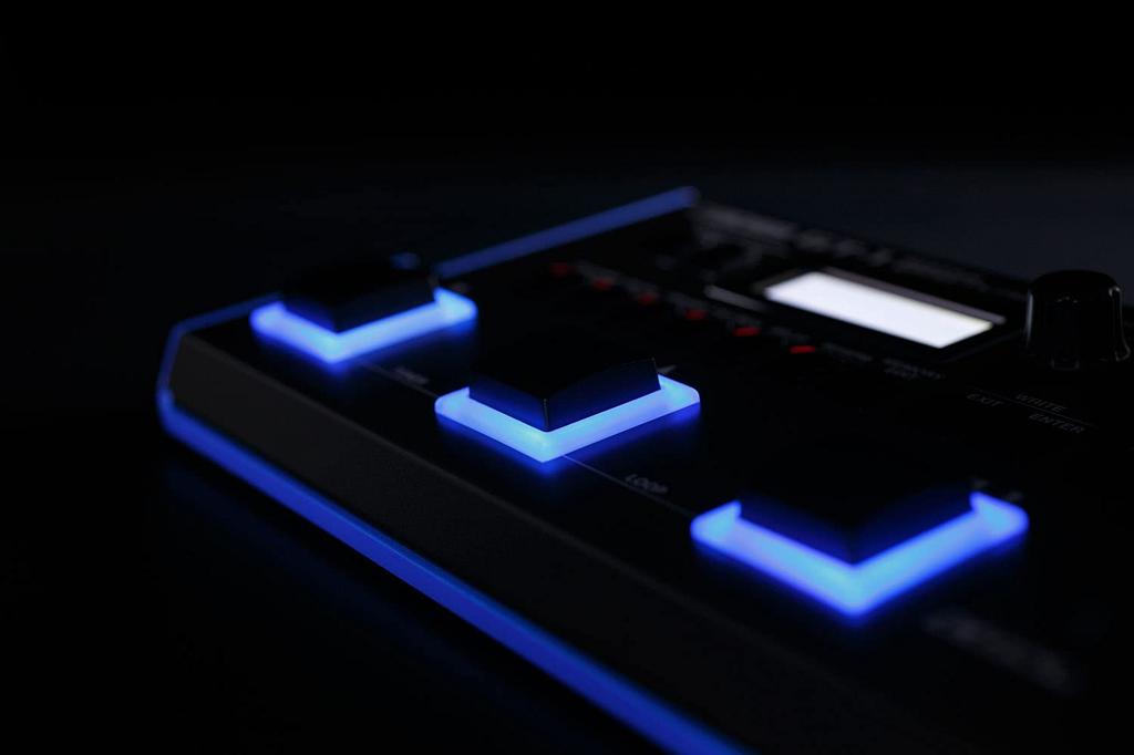 BOSS Set with Genuine Adapter GT-1 Multi-effector