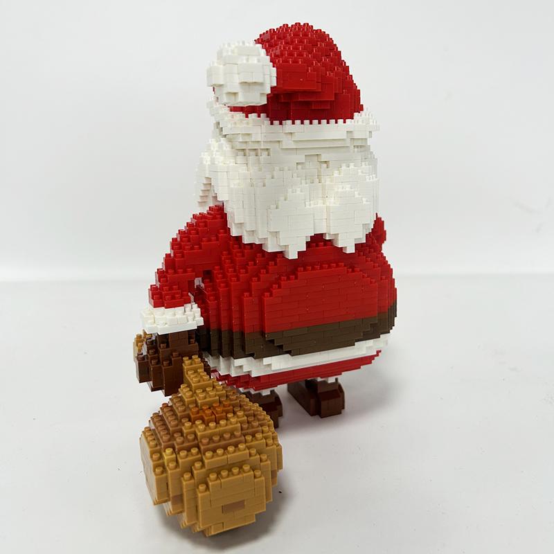 Santa Claus Action Figures Building Block DIY Assembly Kid Toy Snowman Diamond Building Blocks 2300pcs Bricks Design