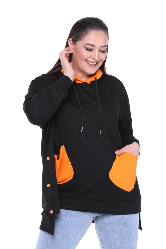 Women's Style Big Size Sweatshirt Large Size Extra Comfortable Fit Black Sweatshirt With Green Pocket Detail