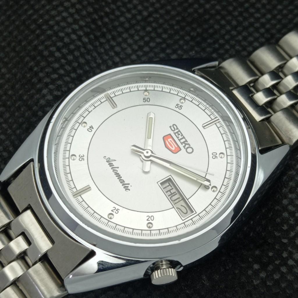 ВОССТАНОВЛЕННЫЕ ВИНТАЖНЫЕ МУЖСКИЕ ЧАСЫ SEIKO 5 AUTOMATIC JAPAN D/D SILVER 593a-a311253-2