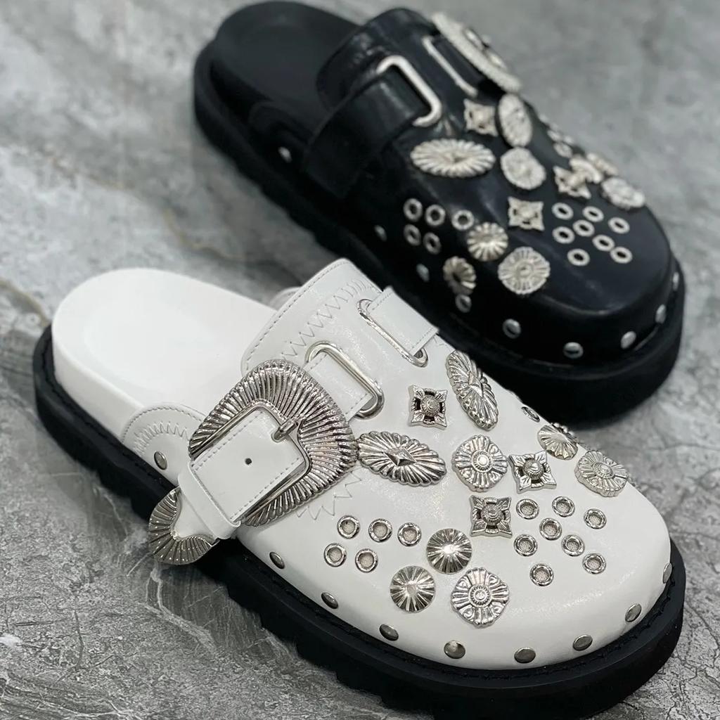 Fashion Summer Women Slippers Platform Rivets Punk Rock Leather Mules Creative Metal Fittings Casual Party Shoes Female Outdoor Slides