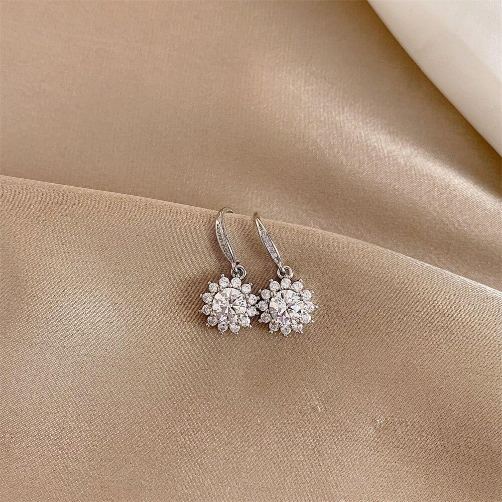 New Women Earring Pendant 925 Silver Sun Flower Ear Hook Studs Micro-inlaid Zircon A Pair Piercing Hoops Earring Jewelry Gift