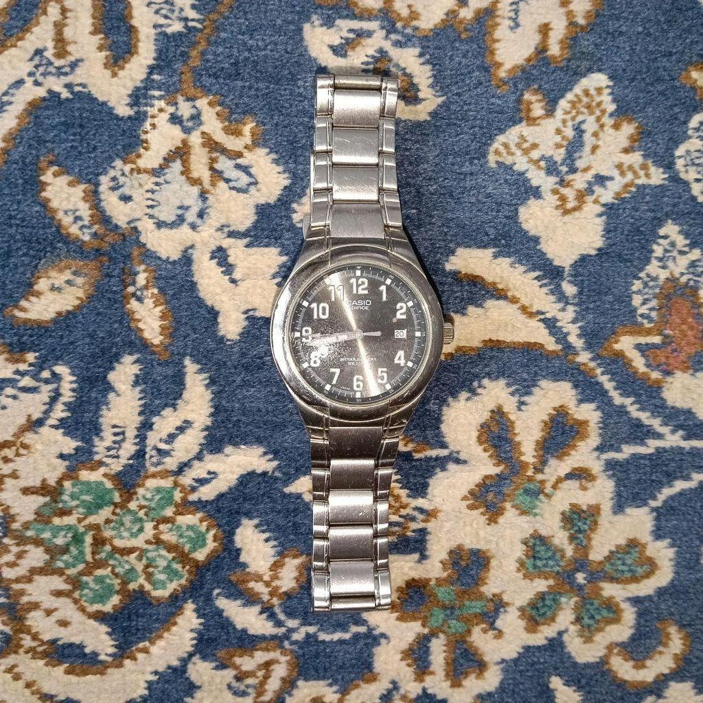 Used CASIO EDIFICE Men's Watch Analog Quartz