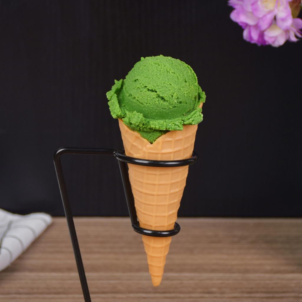 Realistisches Plastik-Eiscreme-Schaufel-Modell, süße harte Faux-Display-Maschine, Display-Fenster Eis becher Gefälschter Lebensm