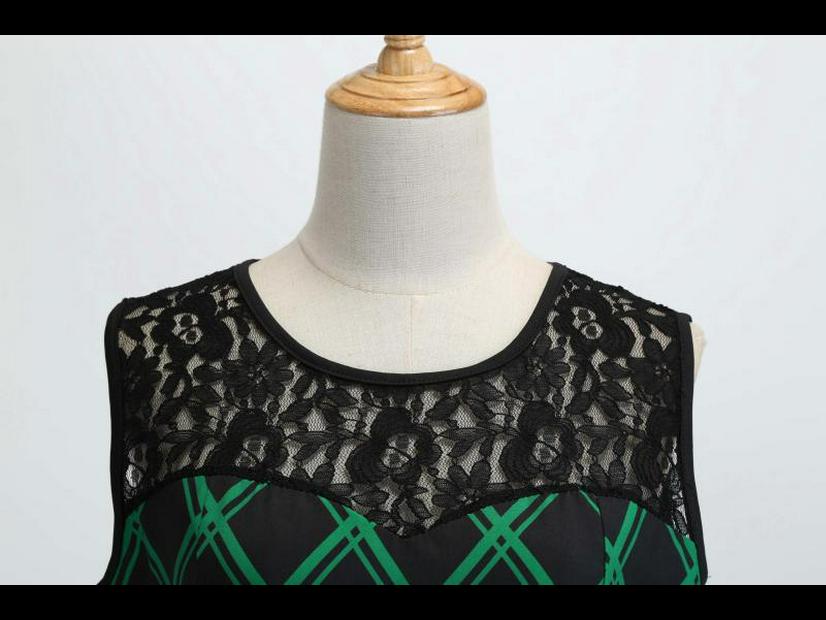 Кружевное платье-халат в стиле ретро без рукавов