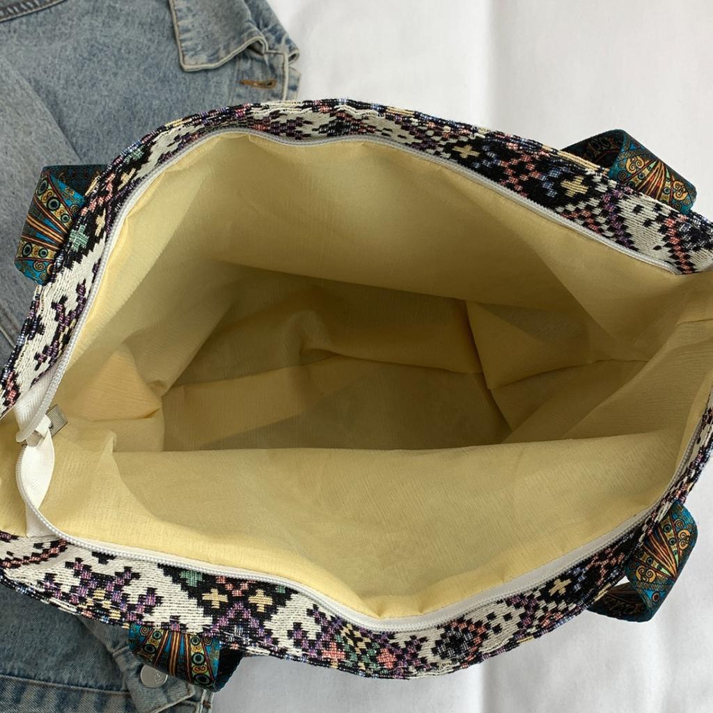 2025 новая сумка подмышку в отпускном стиле, на плечо, нишевая мода, простой темперамент, универсальная женская сумка