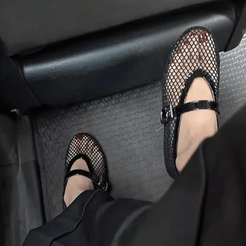 Летние сетчатые полые сандалии, женские туфли на плоской подошве, новинка 2024 года, пляжная обувь, удобная женская обувь на плоской подошве в стиле ретро