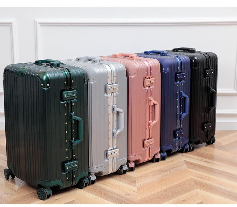 20" Women's Lightweight Aluminum Frame Carry-on Suitcase with Scratch-resistant Finish and Universal Wheels