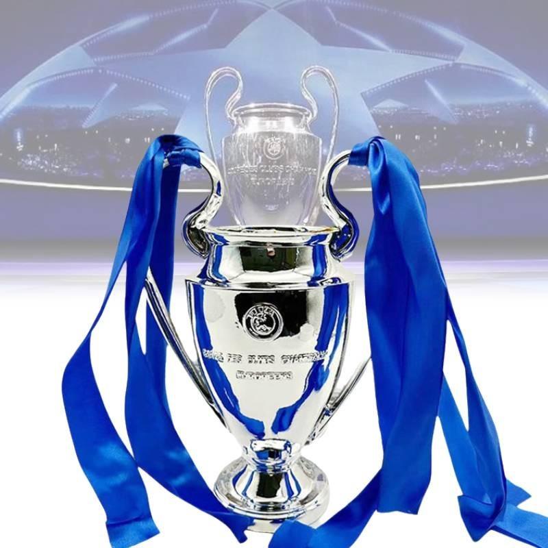 Элегантная модель футбольного трофея из смолы в европейском стиле, серебряная награда за футбол