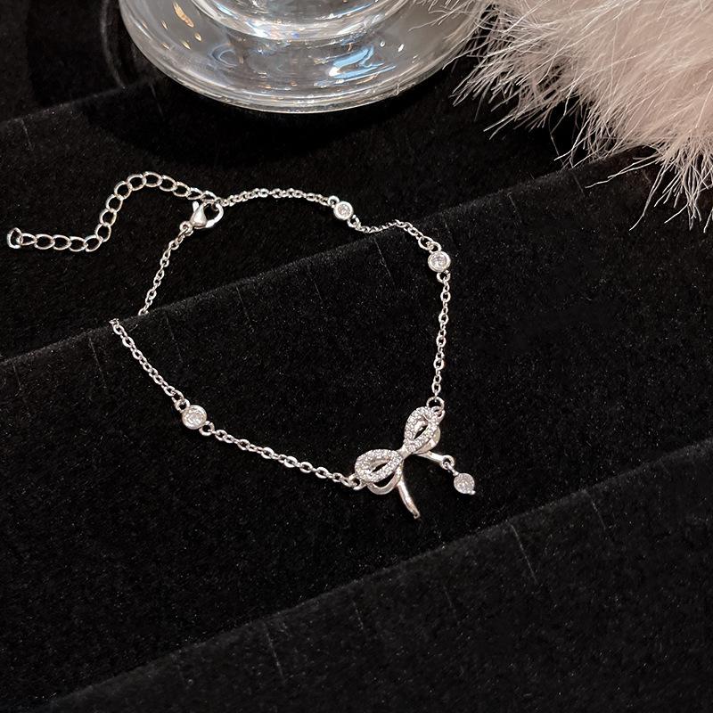 Popular ultra-shiny zircon bracelet for women, versatile and high-end, new Chinese style vintage butterfly jewelry