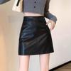 Женская мини-юбка А-силуэта из черной ПУ кожи с высокой талией - Приталенная и защищающая от оголения для весны и осени