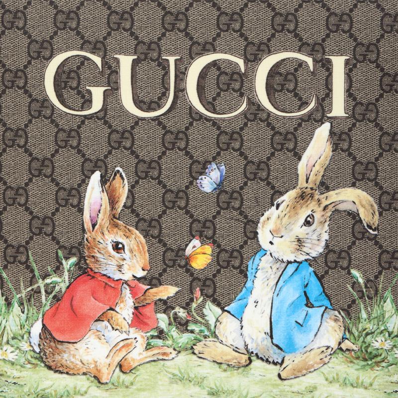 Gucci X Сотрудничество с Питером Кроликом Принт с животными Магнитная застежка Холщовая сумка-тоут Детская сумка-тоут Бежевый Темно-коричневый 605614-FACZU-8459