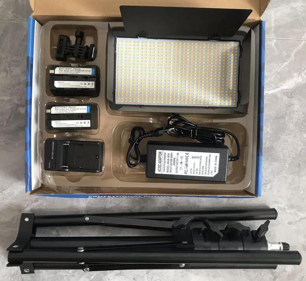 Портативный заполняющий свет LED600/800 для студии, фотосъемки, съемок видеороликов влиятельных лиц и создания портретов.