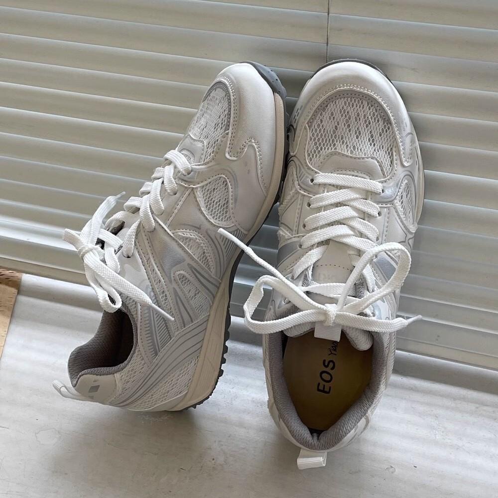 Niche Design Sense Mesh White Shoes Women's 2025 Summer New French Simple and Lightweight Student Sports and Leisure Shoes