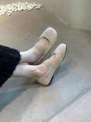 Французские пушистые туфли на плоской подошве для женщин для ношения на улице, осенне-зимний вечерний ветер, флис, согревающий темперамент, фея-ветер, одинарные туфли Мэри Джейн