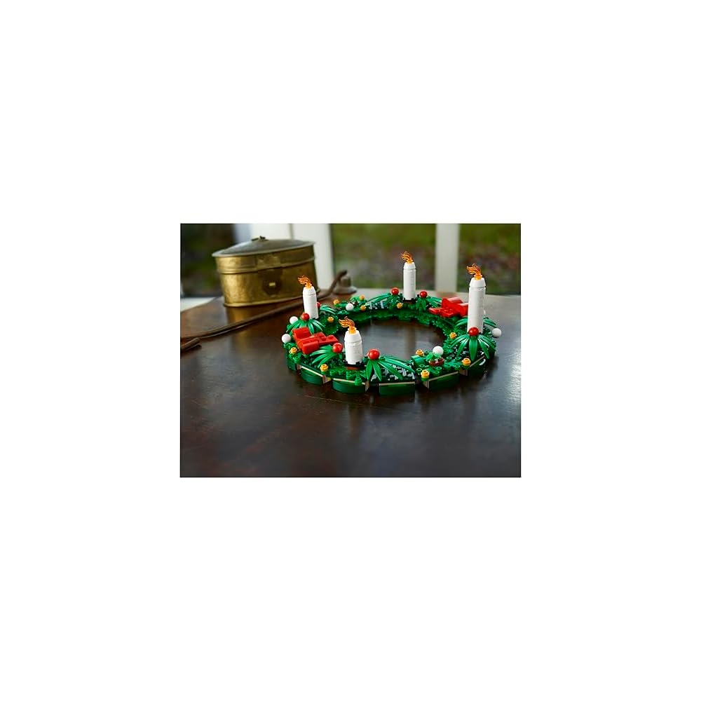 LEGO Christmas Wreath 2-in-1 Building Toy for Kids Ages 8-11 Decorative Gift 40426