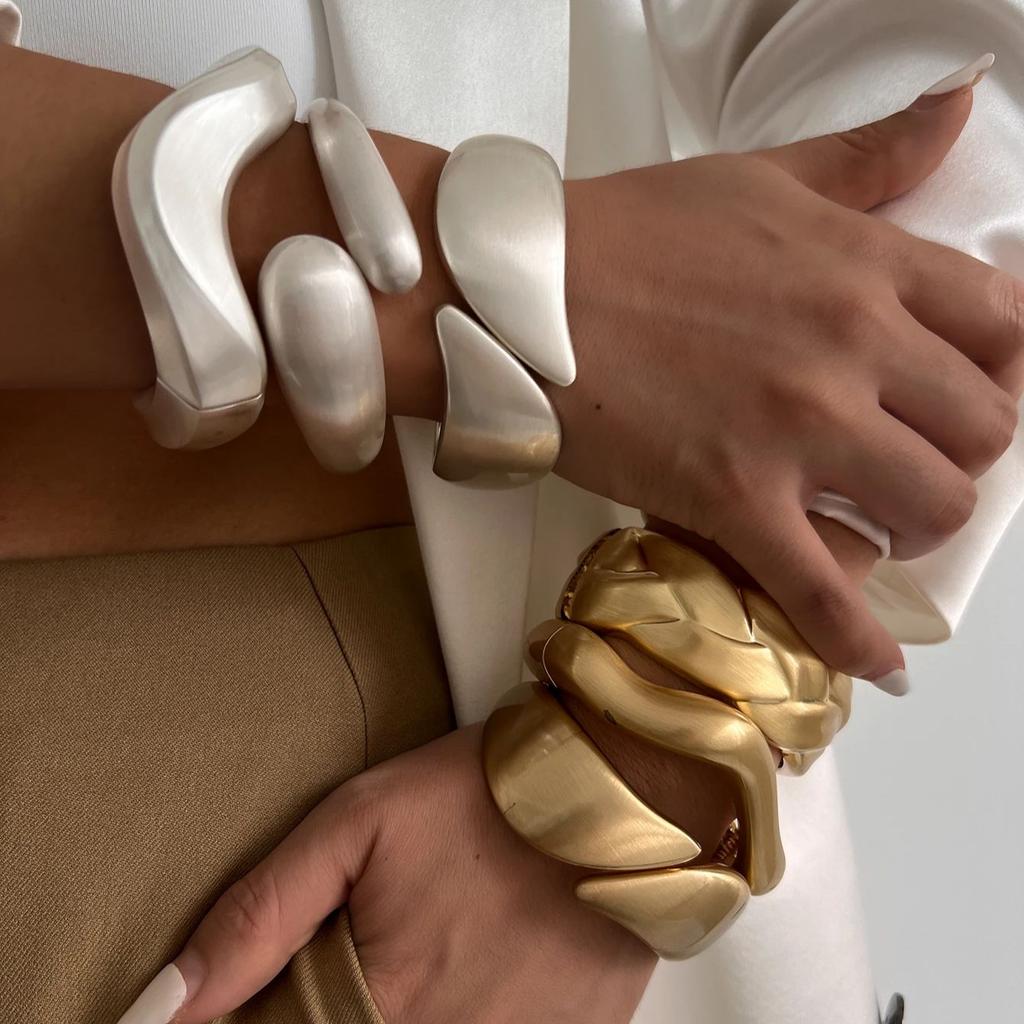 SHIXIN Vintage Design Matte Gold Color Metal Open Spring Bangles Women Irregular Geometry Wave Water Drop Wide Cuff Bracelet Men