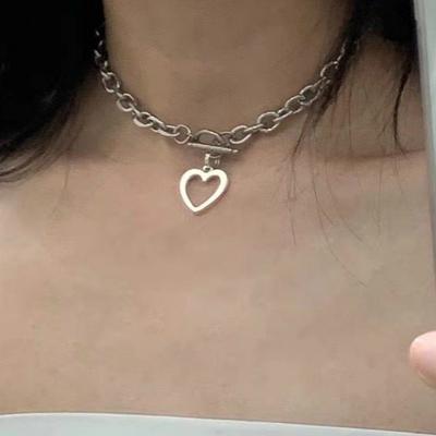 Ожерелье крупная цепь морского плетения с сердечком