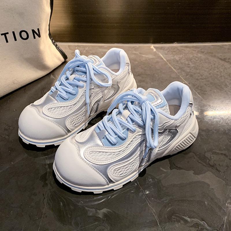 Туфли для моральной подготовки в стиле академии женские лето 2025 новые удобные и универсальные повседневные туфли на плоской подошве Forrest Gump сетчатые спортивные туфли