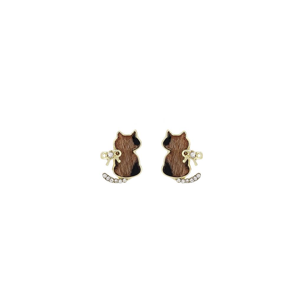Cute Leopard Cat Stud Earrings for Women, Delicate and Fashionable, Cartoon Style, Elegant and Exquisite, Light Luxury Design