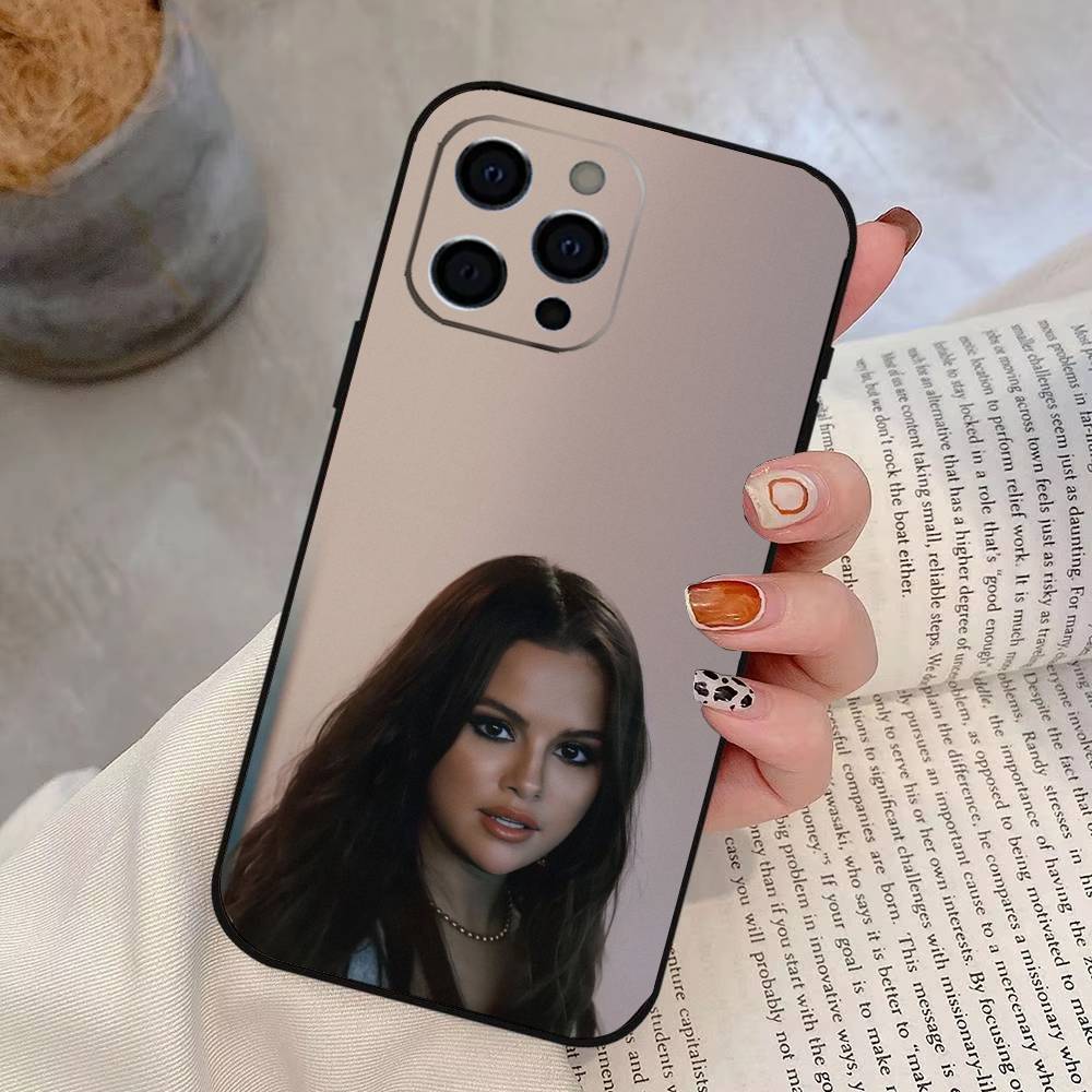 Чехол для телефона S-Selena G-Gomez Певица Для iPhone 17,16,15,14,13,12,11 Plus,Pro Max,XS,Мягкий Силиконовый Черный Чехол