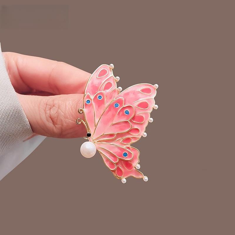 Sunward Growth Sunflower Brooch: Elegant Women's Corsage Pin for College Entrance Suits