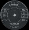 7-дюймовая пластинка 10CC Good Morning Judge 6008025 MERCURY 1977 UK Рок Б/у