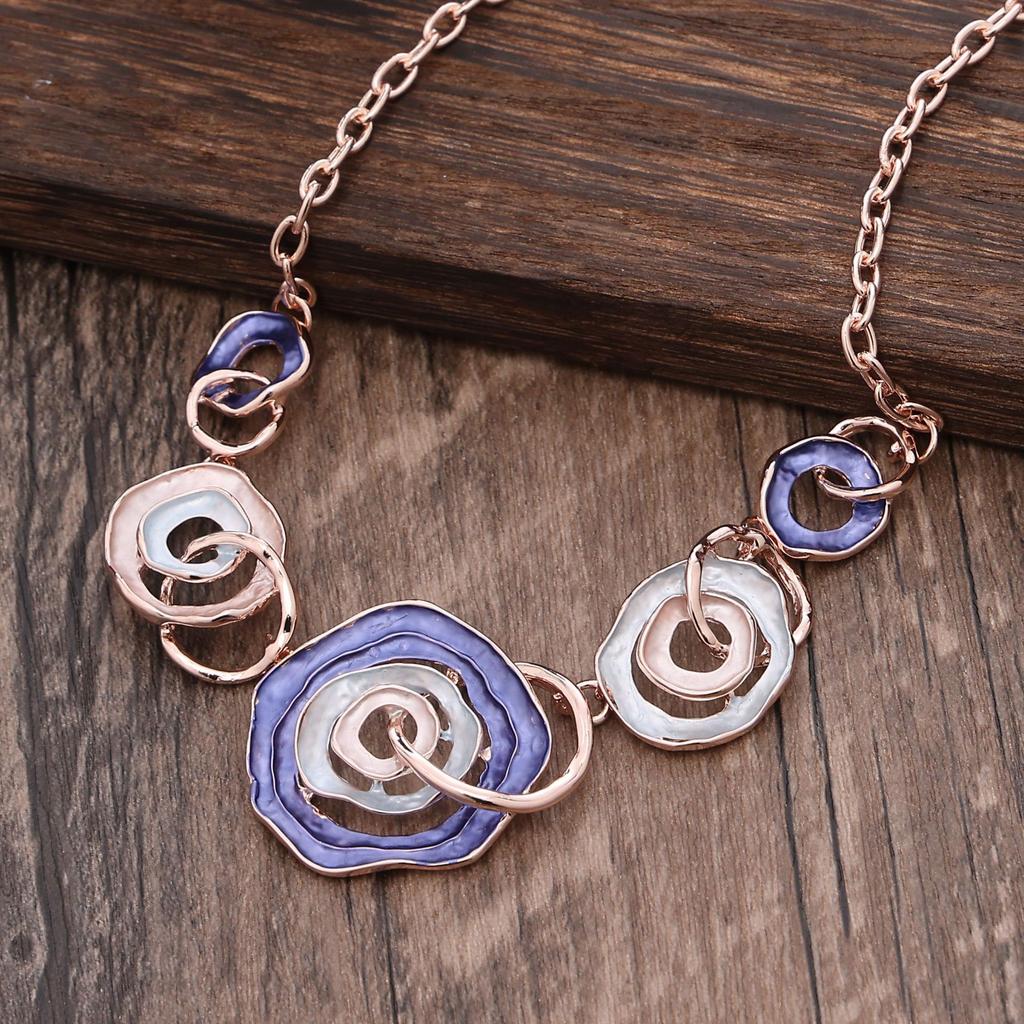 Эмалевый цвет полый геометрический цветок длинная подвеска, женская подвеска-ожерелье в форме сердца с высоким чувством универсальности