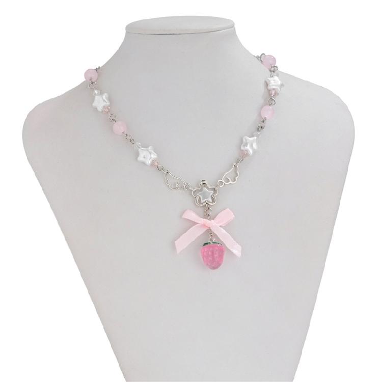 Стильное ожерелье-сердце с клубникой и акцентом в виде бантика, портативное для модных женщин и девушек, милые модные акцентные украшения