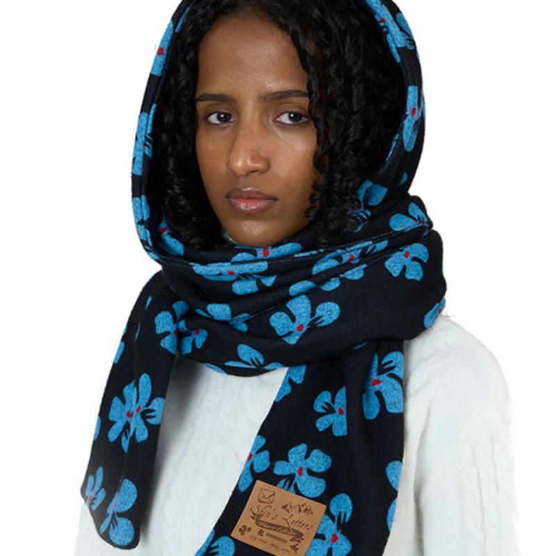 Shin’s Letters D.Muffler no.9 _ Blue Floral Big Muffler