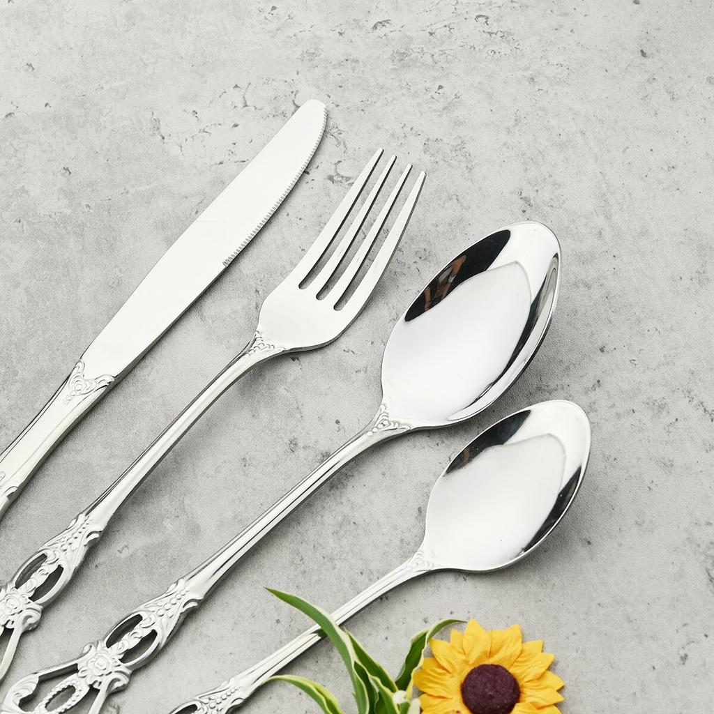 16Pcs Stainless Steel Cutlery Set Vintage Hollow Gold Tableware Knife Fork Tea Ice Spoon Dinnerware Set Wedding Party Silverware